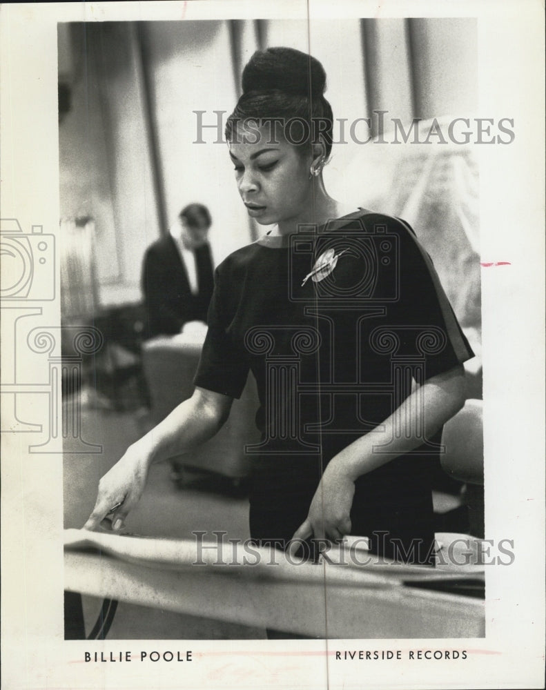 Press Photo Billie Poole, Singer - Historic Images