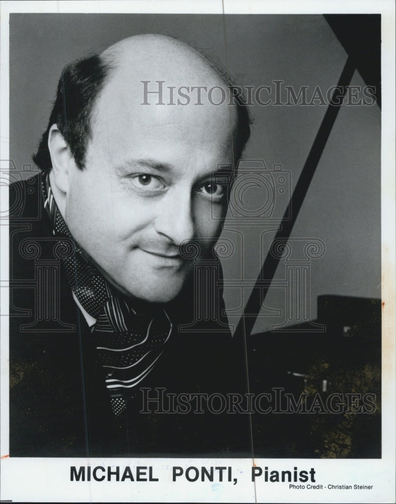 1983 Press Photo Pianist Michael PontiPortrait - Historic Images