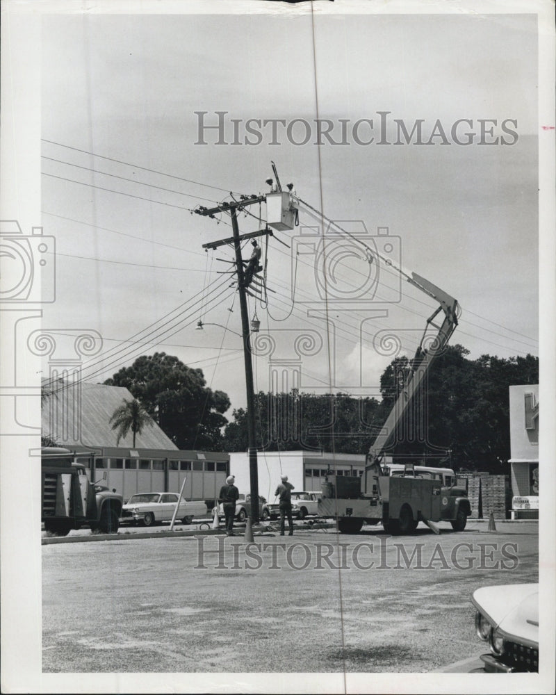 1965 Workmen Power Company Raise Bucket Sarasota Florida - Historic Images