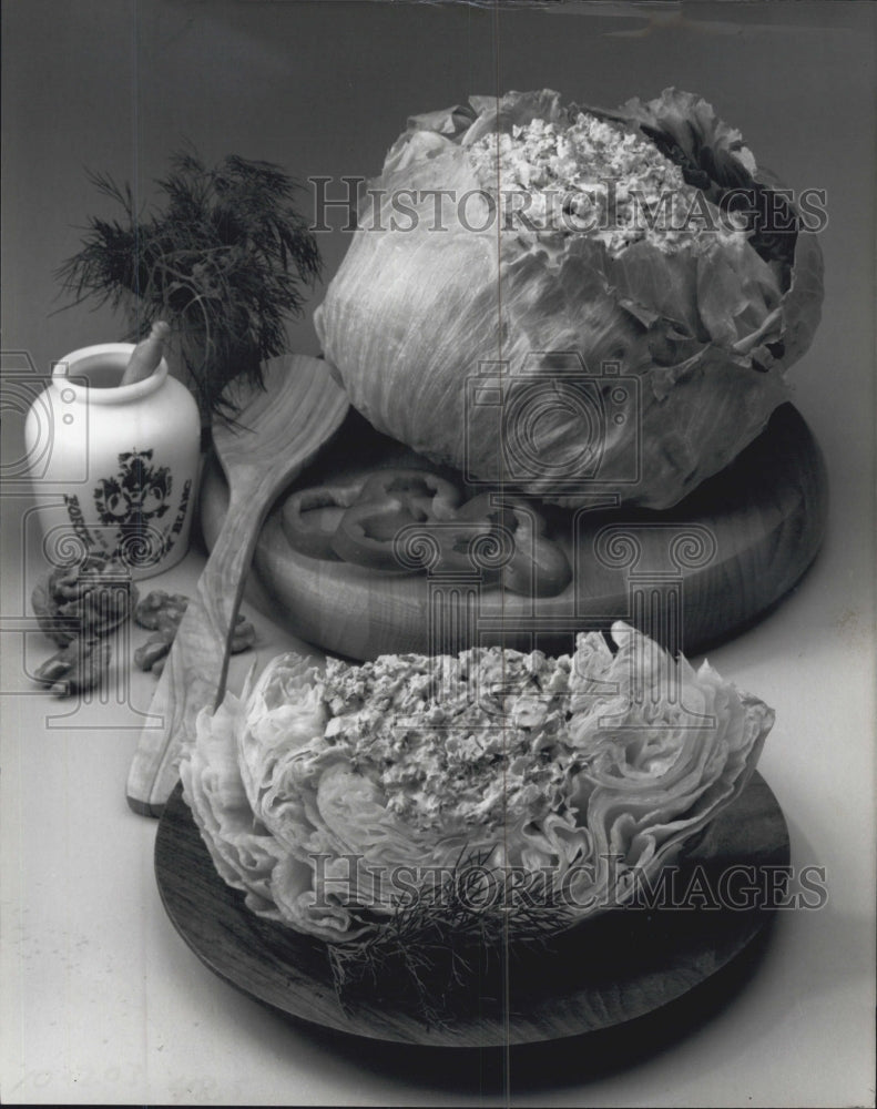 1984 Press Photo Stuffed Iceberg Lettuce Dish - Historic Images