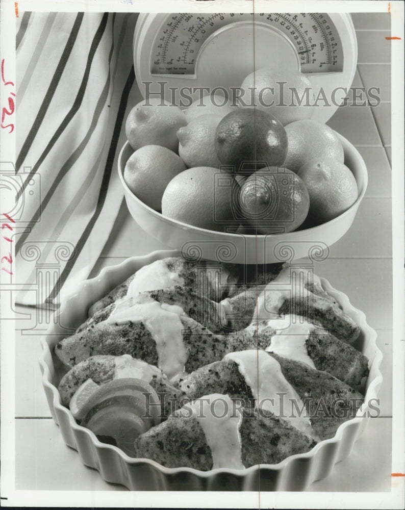 1985 Press Photo Citrus Fruits With Citrus Chicken - Historic Images