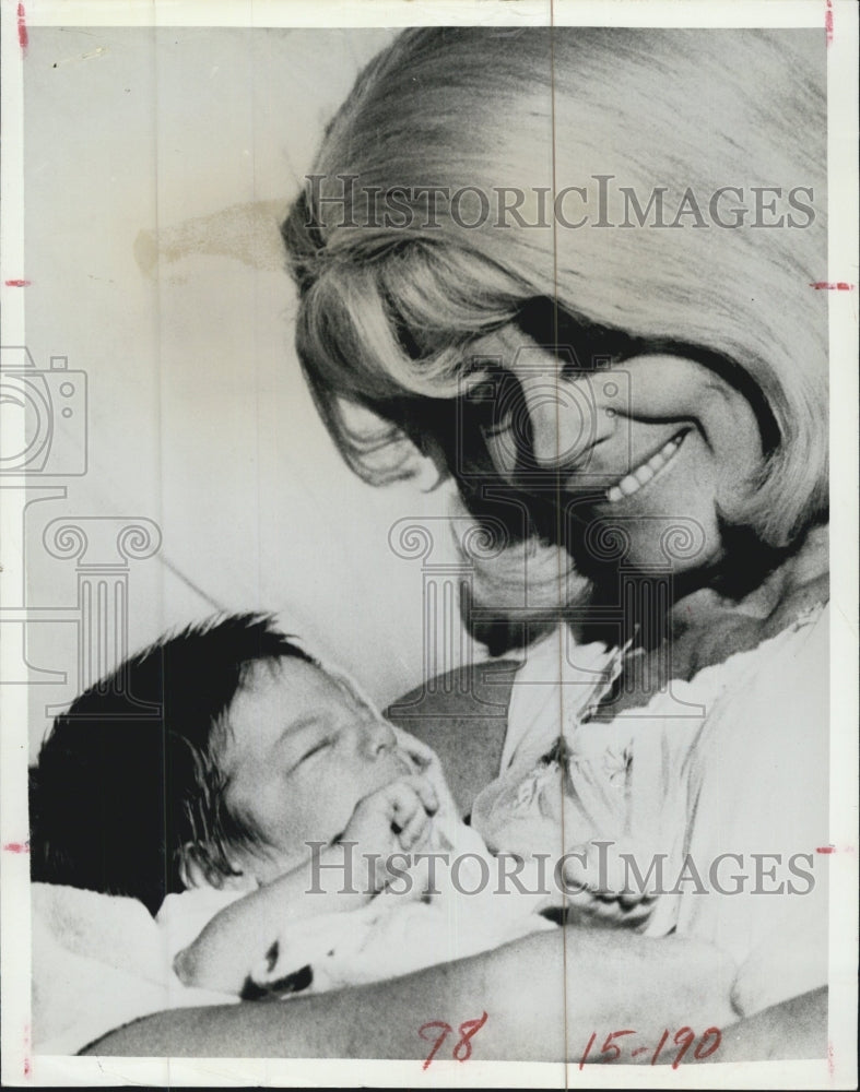 1966 Peyton Place Series Actors Dorothy Malone Baby Michael Rubin - Historic Images