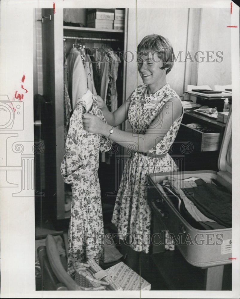 1965 Freshman Girls Dorm Room At FL Presbyterian College - Historic Images