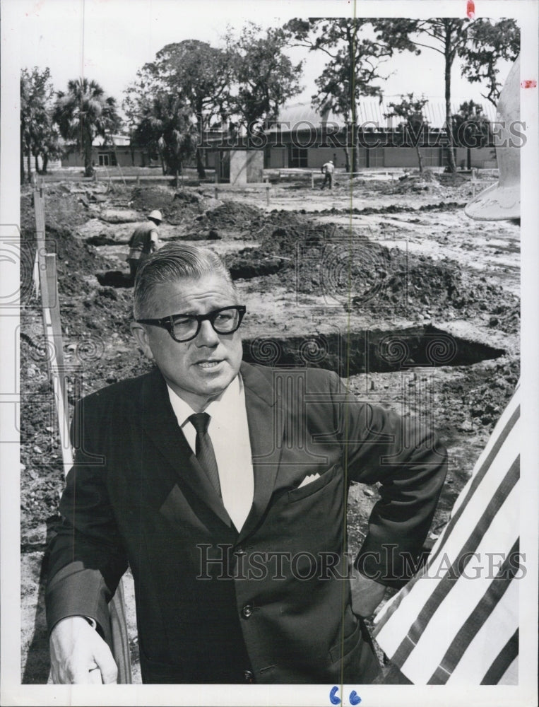 1964 Florida Presbyterian College President Dr. William H. Kadel - Historic Images