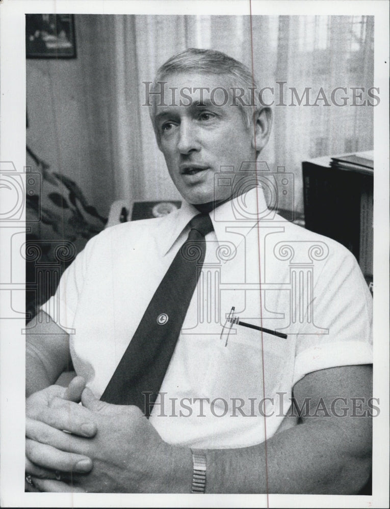1974 Press Photo Former Police Officer Judge Robert Macy - RSG61699 - Historic Images