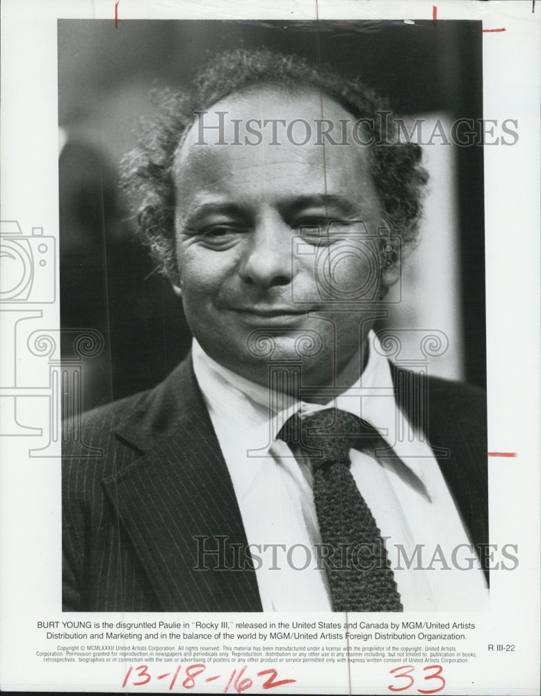 1982 Press Photo Burt Young as Paulie in Rocky III - Historic Images