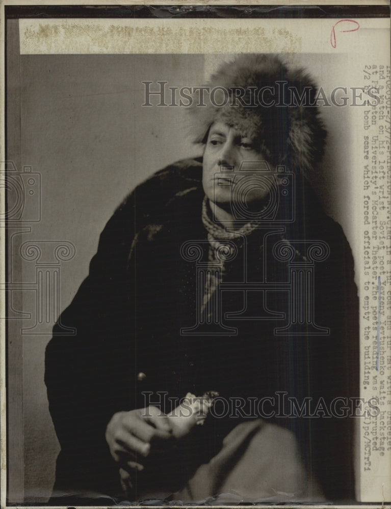 1972 Yevgeny Yevtushenko while waiting on backtage at Princeton University's McCarter Th - Historic Images