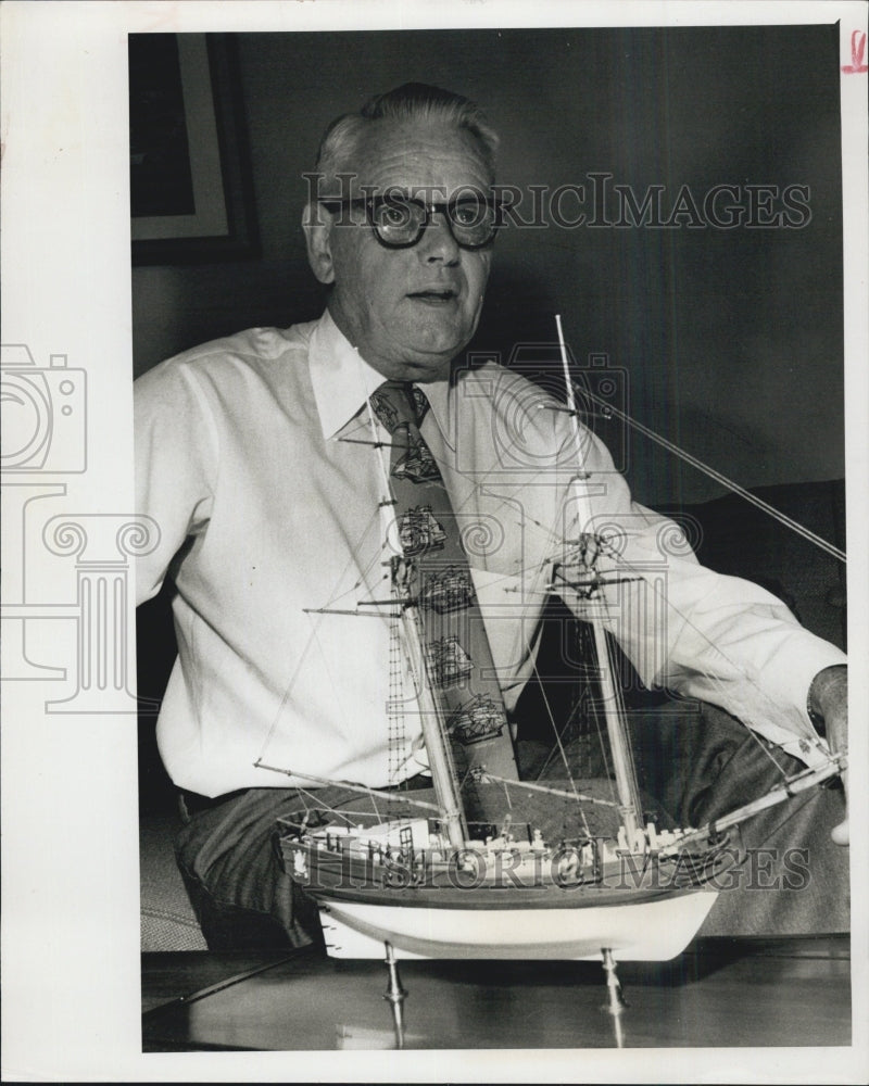 1976 Carroll Carter and his model ship - Historic Images