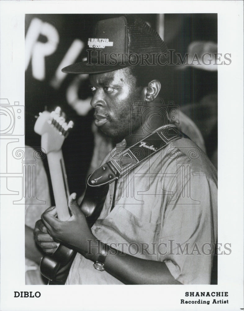 1992 Press Photo of Diblo Dibala playing at a benefit at Skipper's - Historic Images