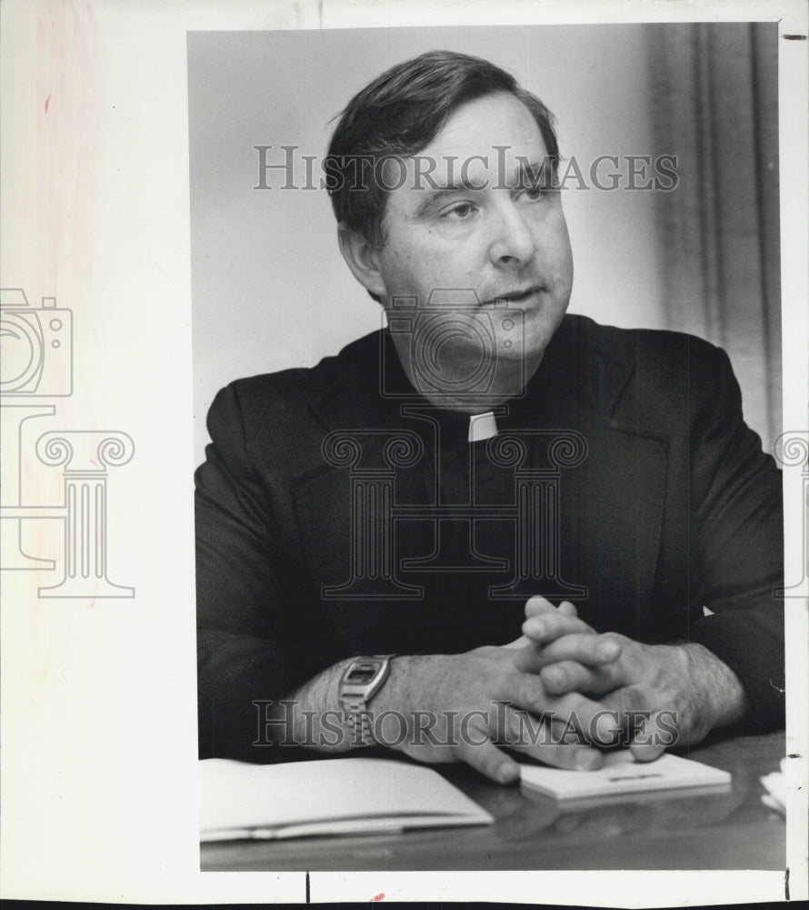 1979 Press Photo Reverend Michael Devine of St. Petersburg - Historic Images