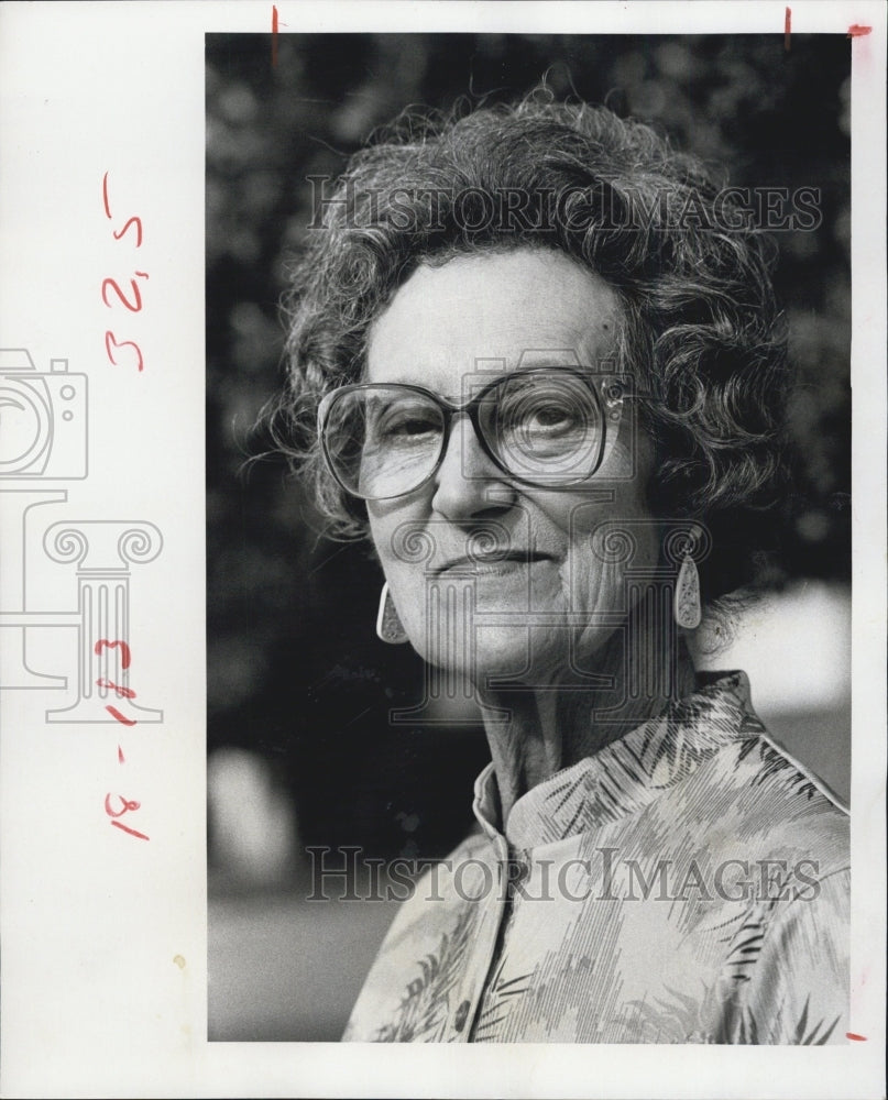 1981 Press Photo Mrs Charles DeVoss Pumpkin Roll Recipe Winner - Historic Images