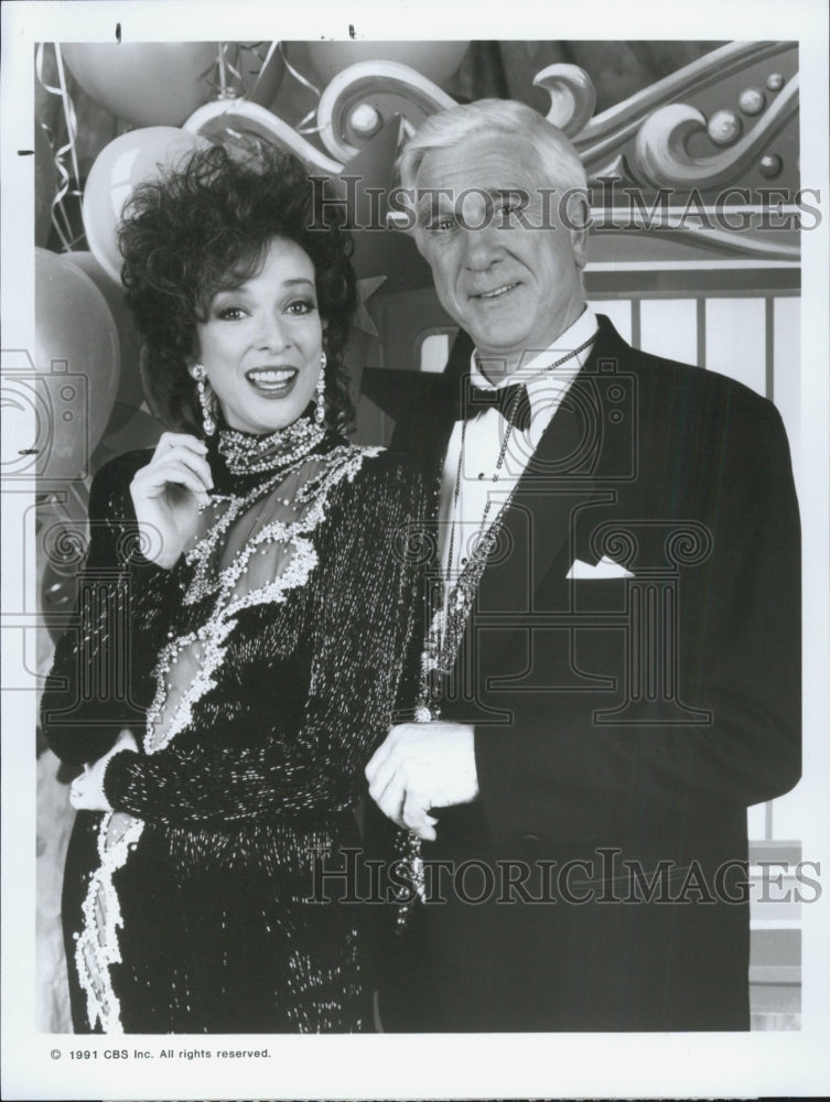 1992 Press Photo Dixie Carter &amp; Leslie Nielsen in &quot;All new circus of the stars &amp; - Historic Images