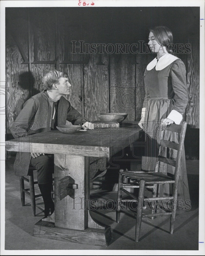 1965 Press Photo of Chuck Boss and Nancy Guy in play &quot;The Crucible&quot; at FPC - Historic Images