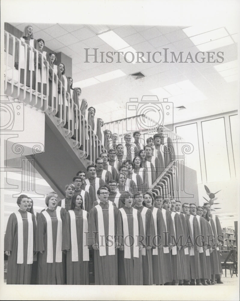 1967 Florida Presbyterian College Choir - Historic Images