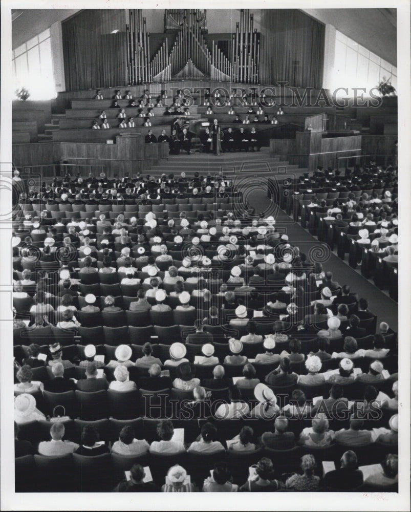 1964 Press Photo Florida Presbyterian College Graduation Chamber - Historic Images