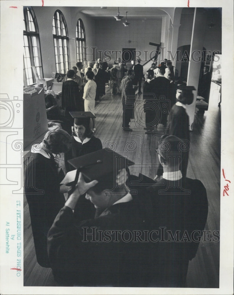 1966 Presbyterian students dress graduation college - Historic Images