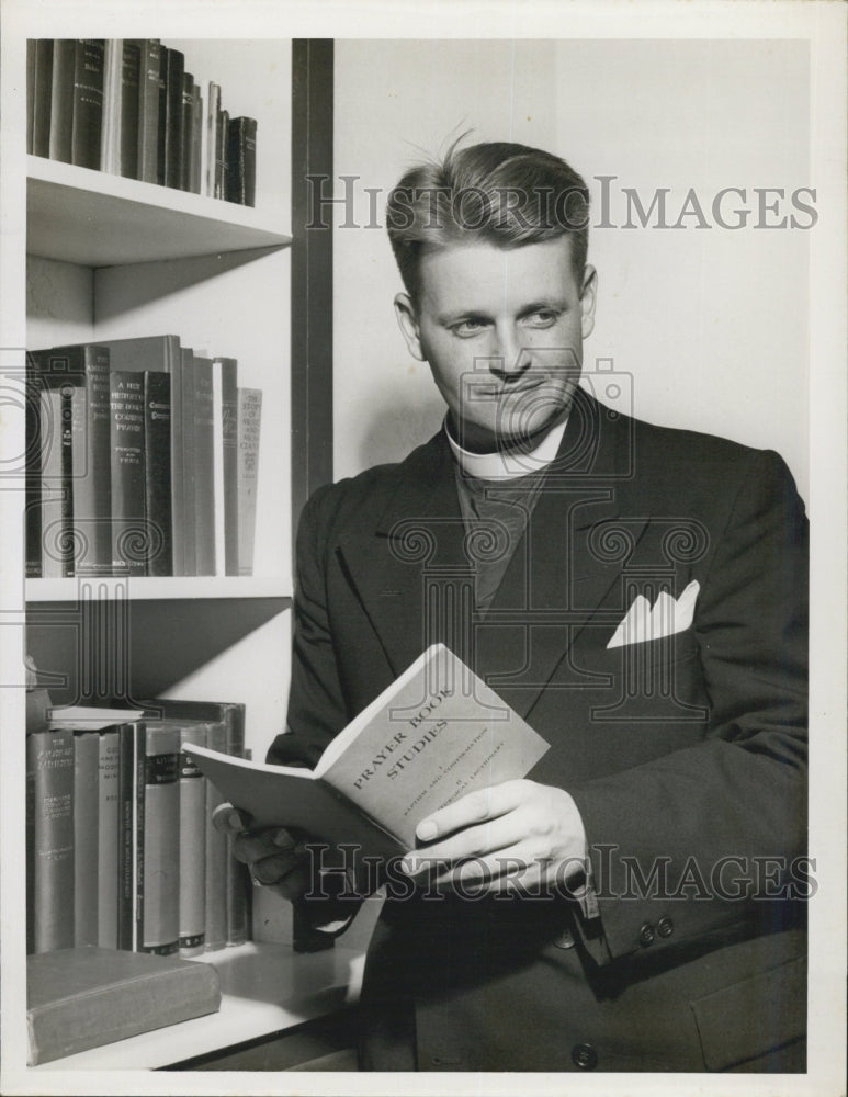 Press Photo Reverend Kee Harrison - Historic Images