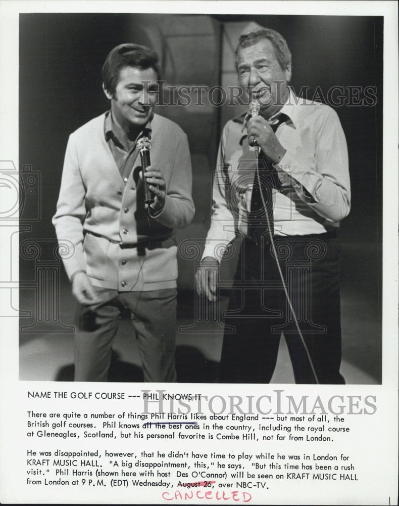 Press Photo Phil Harris while his interview. - Historic Images