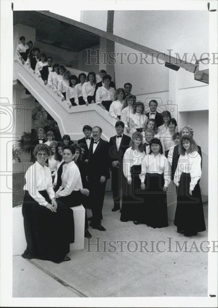 1990 Press Photo "Concert Chorale" Florida State College, Dr. Larry Sledge. - Historic Images