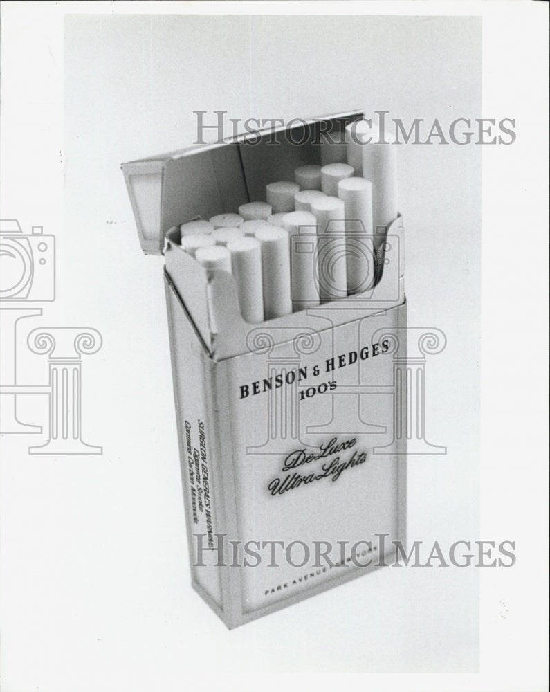 1991 Press Photo Benson &amp; Hedges Cigarette - Historic Images