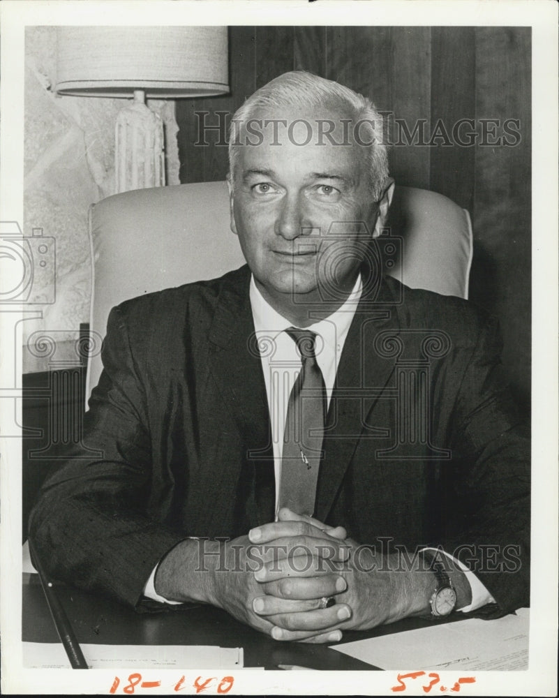 1963 Frank E. Mackle Jr. President The Mackle Bros. Inc. - Historic Images
