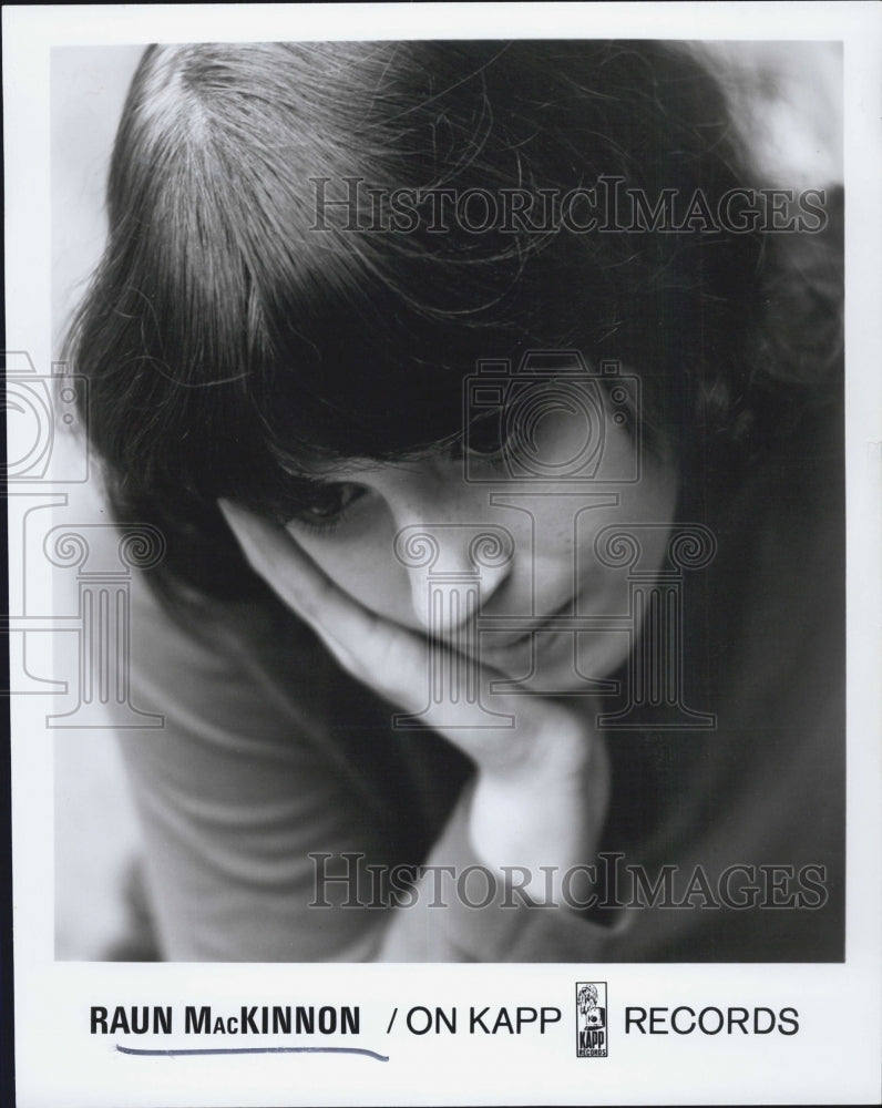 1968 Raun MacKinnon, singer - Historic Images