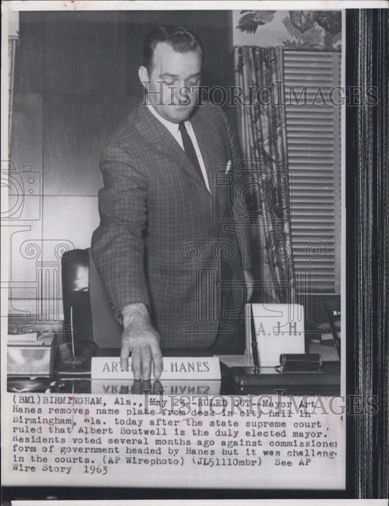 1968 Mayor Art Hanes - Historic Images