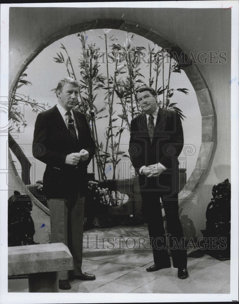 1985 Press Photo Host Robert MacNeil and Jim Lehrer - Historic Images