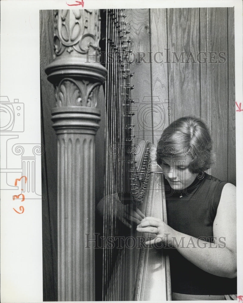 1975 Pictured is harpist Sophia Hansen. - Historic Images