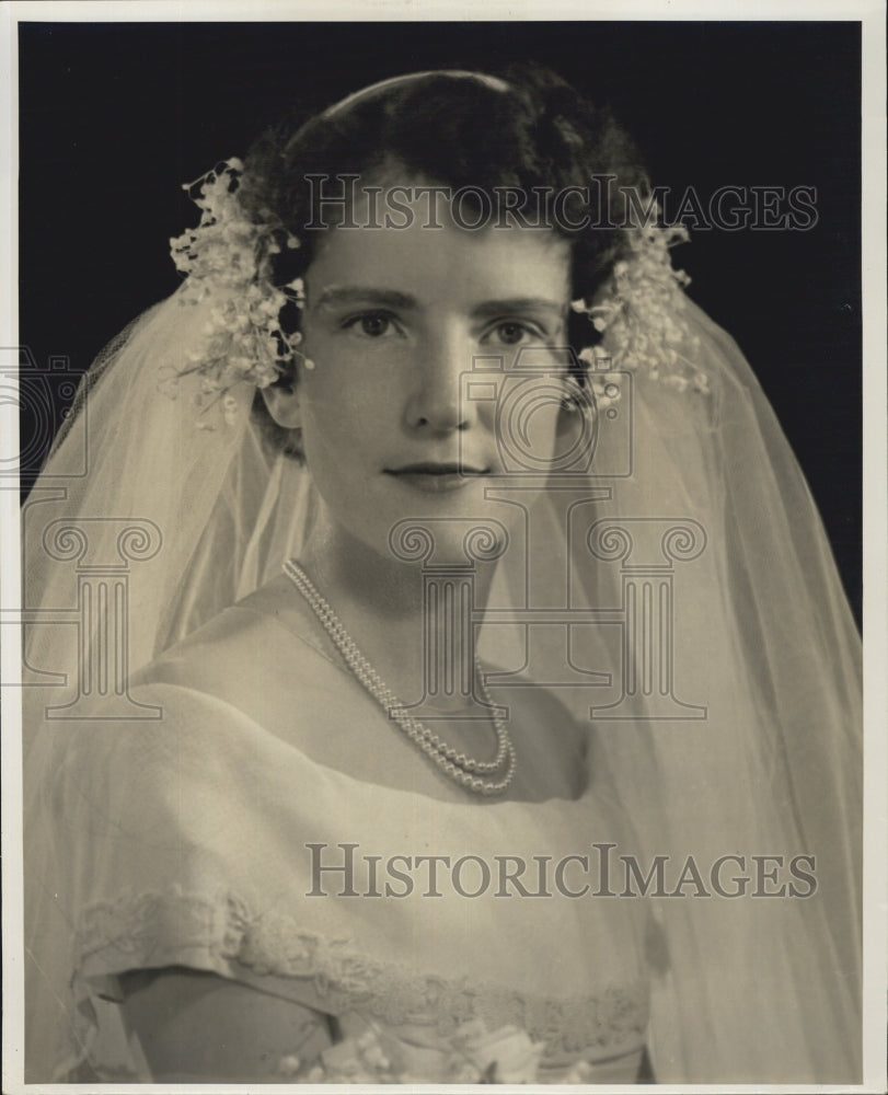 1951 Rita Ann Fox to Wed - Historic Images