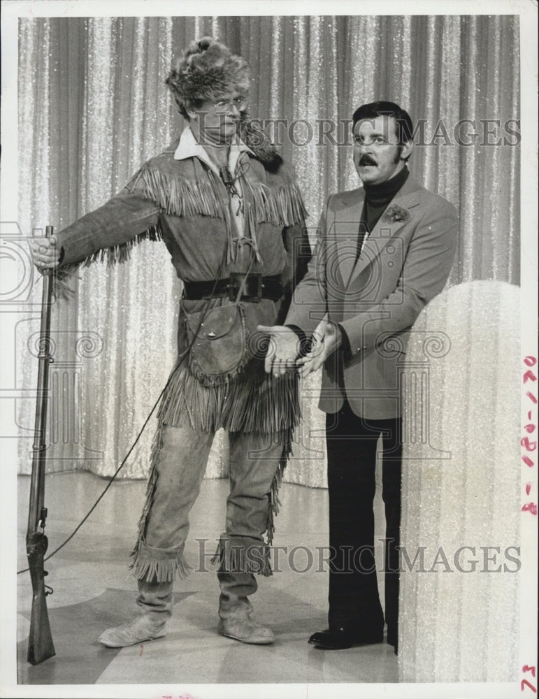 1972 Press Photo Paul Winchell and Charles Nelson. - Historic Images