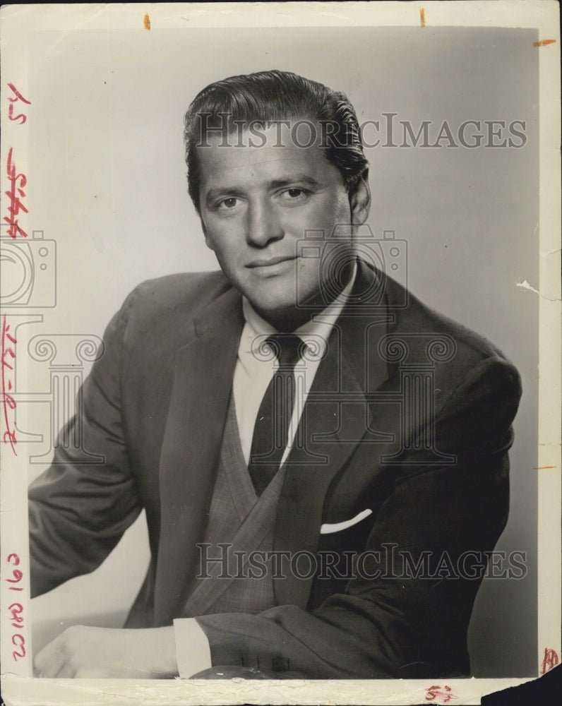 1969 Press Photo Actor Gordon Macrae in "About Faces" - RSG65561 - Historic Images