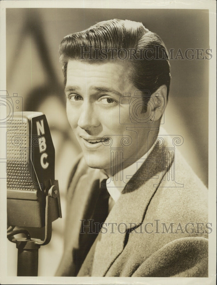 Press Photo Singer Gordon MacRae NBC Microphone - Historic Images