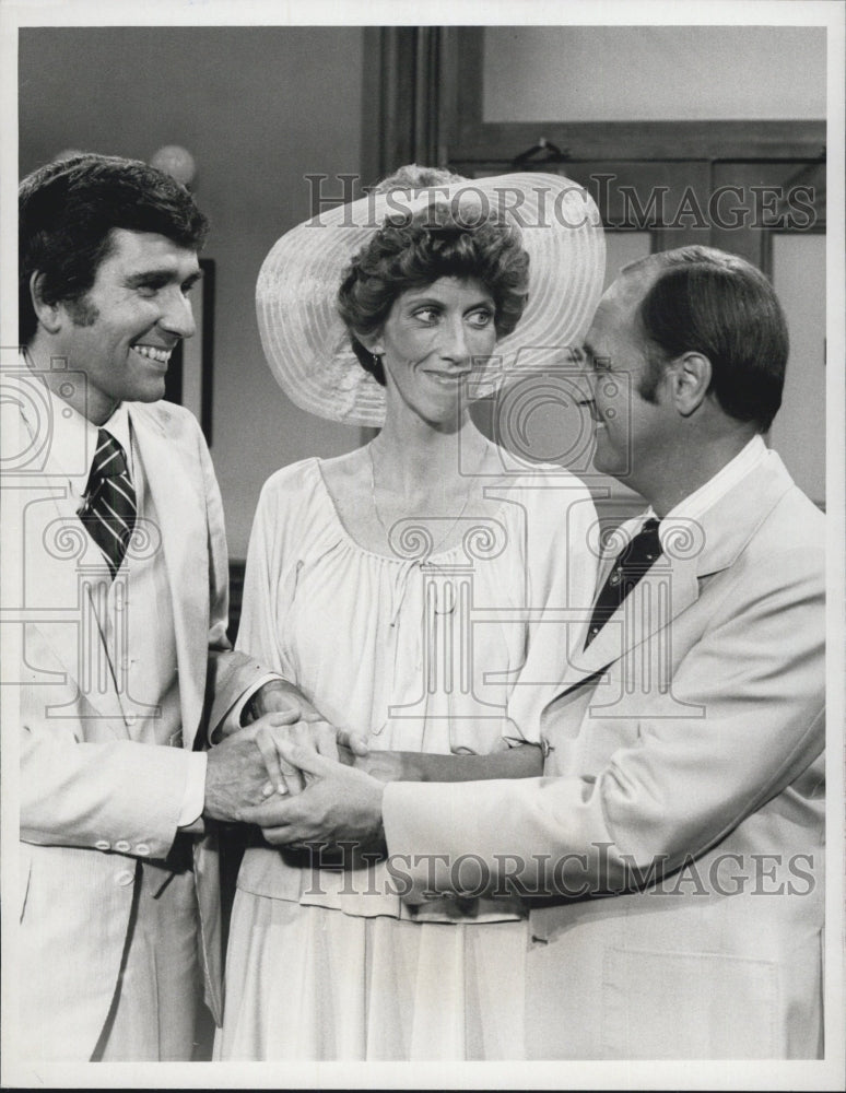 1975 Marcia Wallace, Bob Newhart, Will Mackenzie - Historic Images