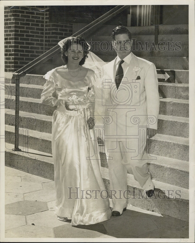 1954 Renna Estelle Sparks Marries Louis Wayman Wallace - Historic Images