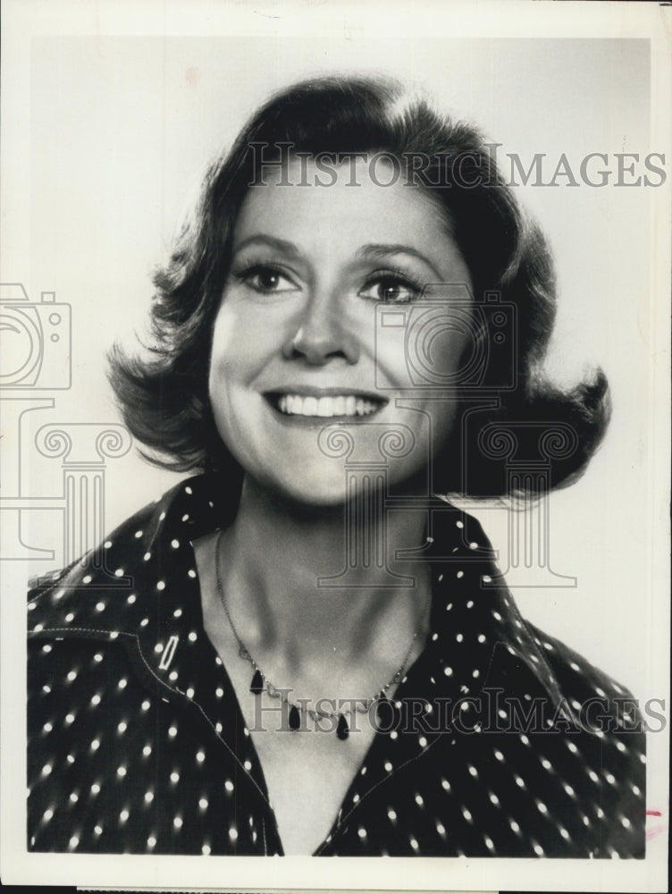 1975 Press Photo Elizabeth Wilson Star as Annie Bogert in &quot;Doc&quot; CBS TV series. - Historic Images