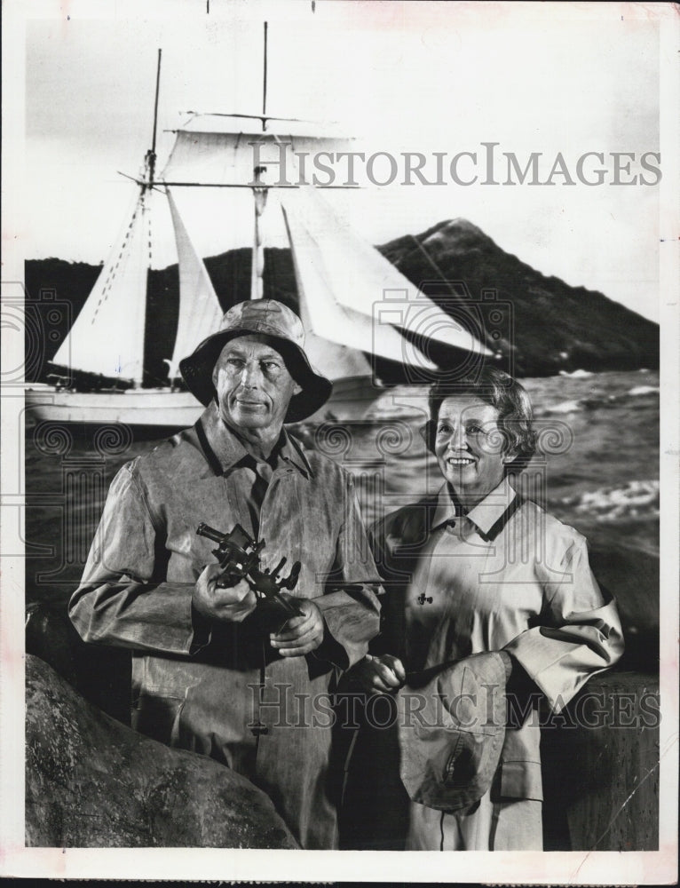 1966 Press Photo Captain/Mrs Irving Johnson VOYAGE OF THE BRIGANTINE YANKEE - Historic Images