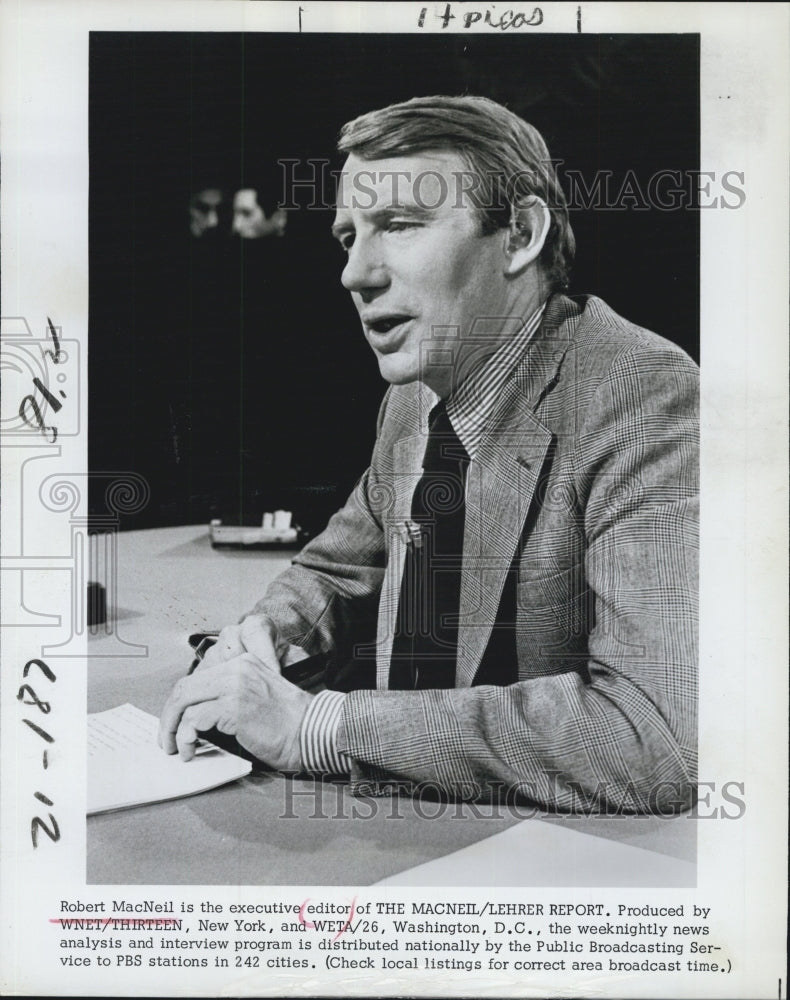 Press Photo Robert MacNeil Editor Of The MacNeil/Lehrer Report Show On PBS - Historic Images