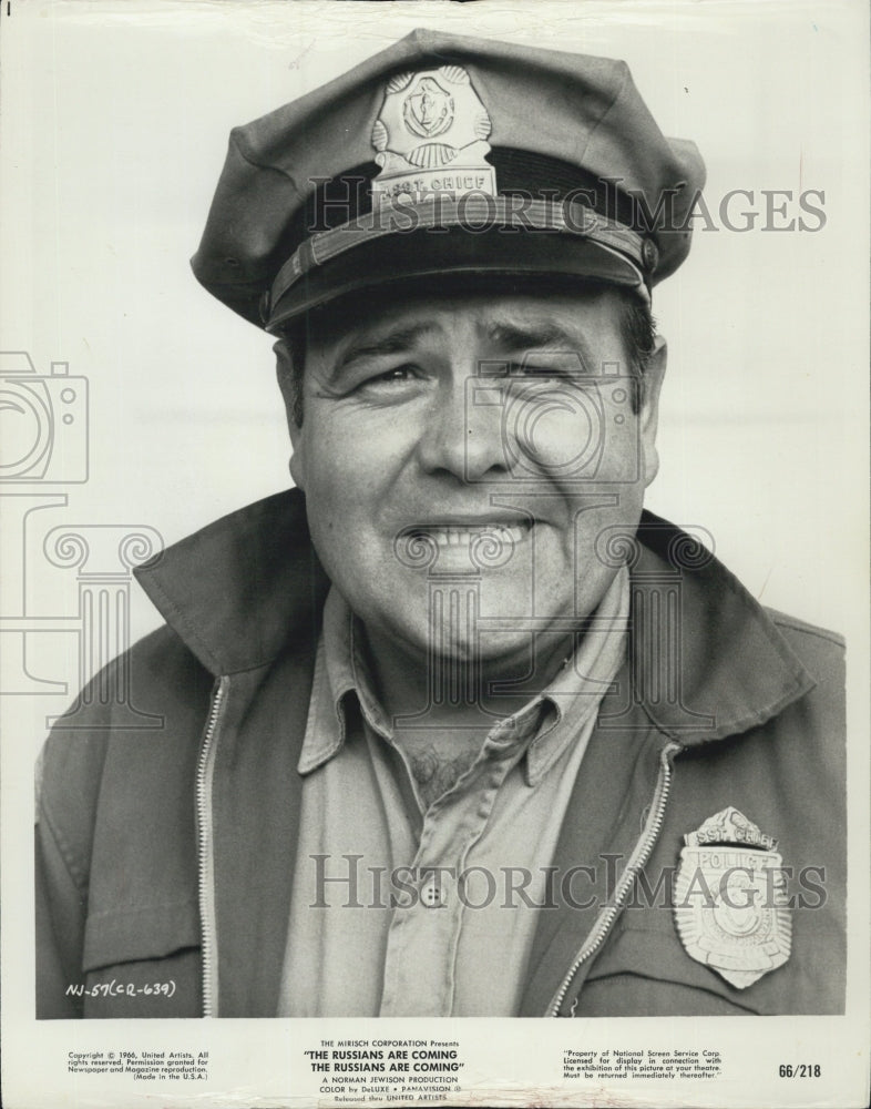 1966 Comedy Actor Jonathan Winters In Movie The Russians Are Coming - Historic Images