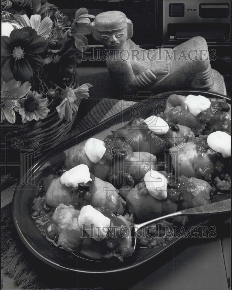 1984 Press Photo Dish Combining Spicy Flavor Of Mexican Cuisine From Microwave - Historic Images