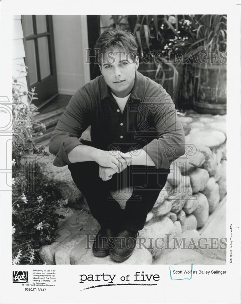 1995 Press Photo Actor Scott Wolf Stars As Bailey Salinger In &quot;Party Of Five&quot; - Historic Images