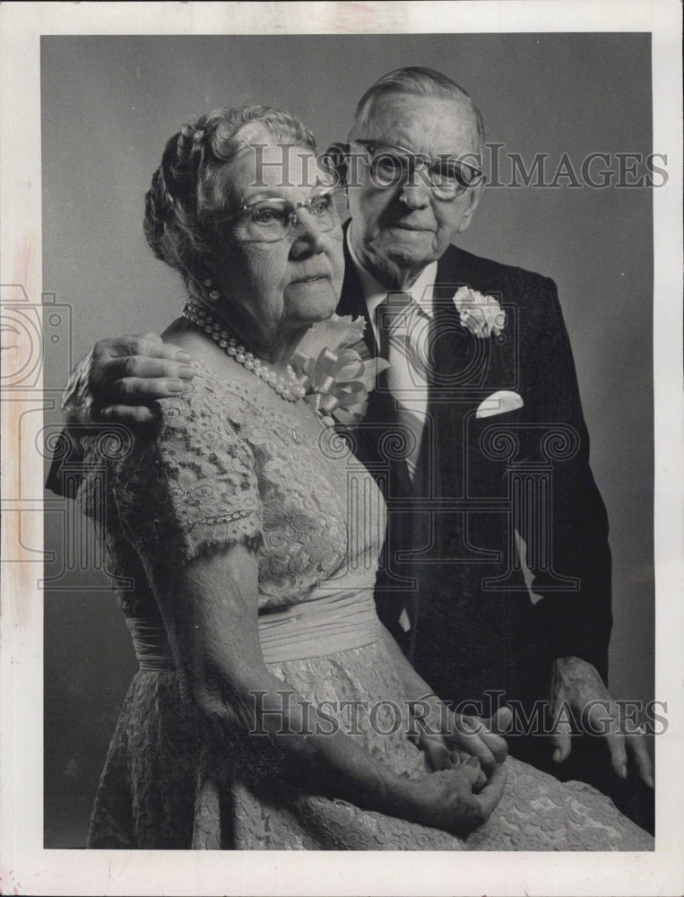 1981 Press Photo Mr and Mrs Paul Winn celebrate 60th Wedding anniversary - Historic Images