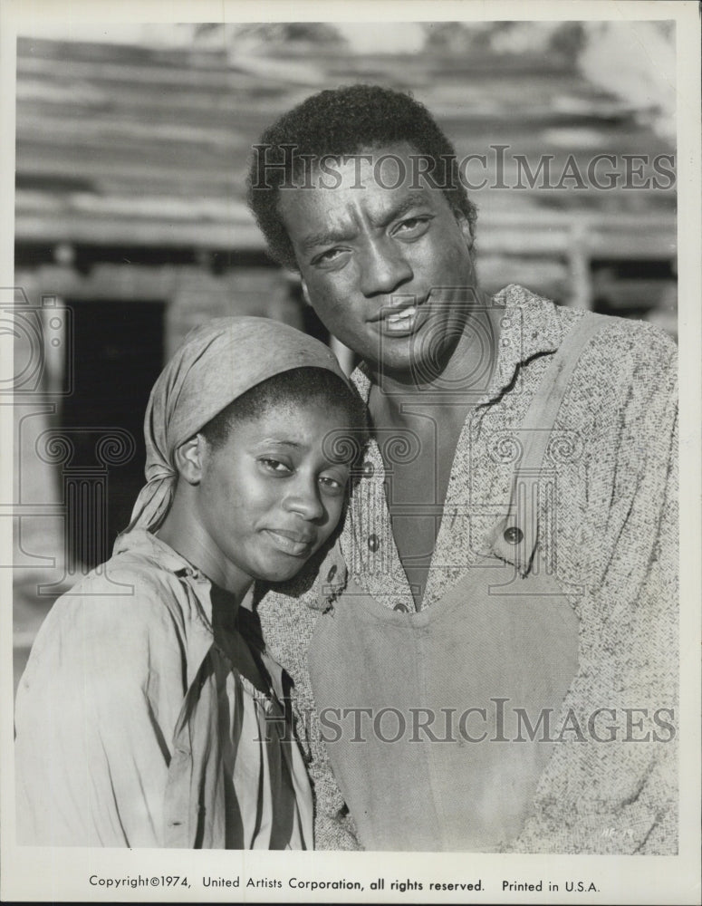 1974 Actors Jim (Paul Winfield)  Odessa Cleveland Co-Star Musical - Historic Images