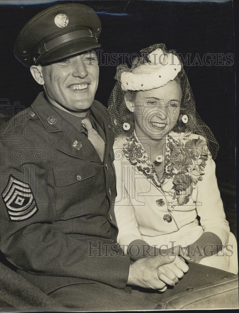 1942 First Sgt and Mrs. E W Winkelman - Historic Images