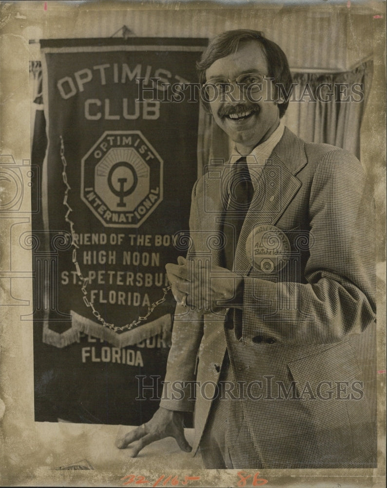 1975 of Allan Batchelder, president of the High Noon Optimist Club - Historic Images