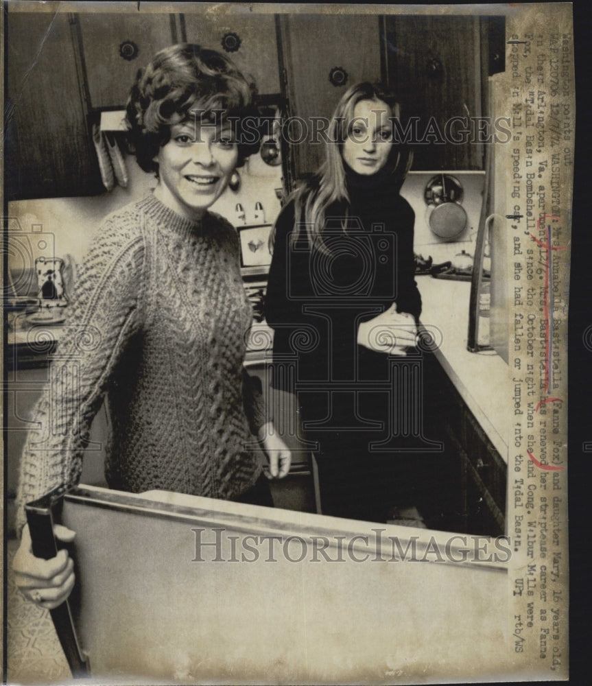 1974 of ex-striptease dancer Fanne Fox - Historic Images