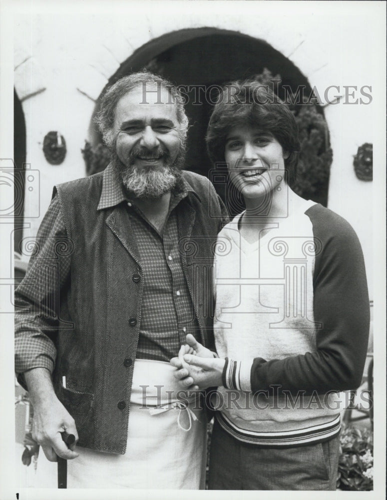 1982 Press Photo Peter Barton/Michael Constantine/Actor/Powers Of Matthew Star - Historic Images