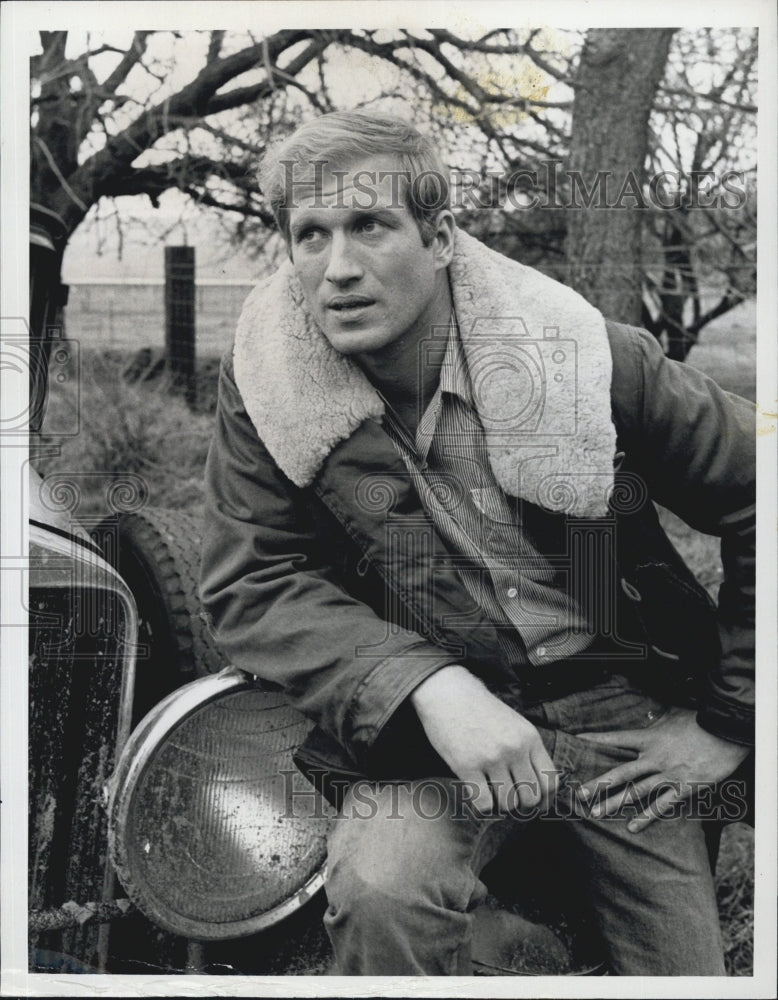 1974 Actor Ken Howard Manhunter - Historic Images