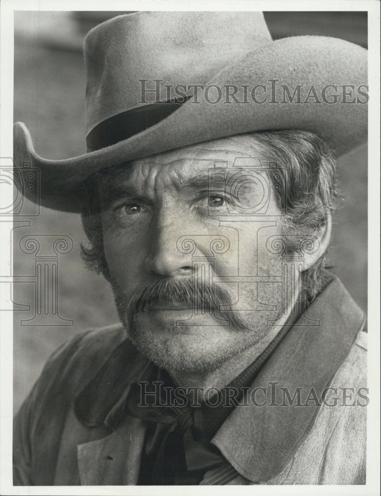 1971 Gene Barry on "The Name of the Game" - Historic Images