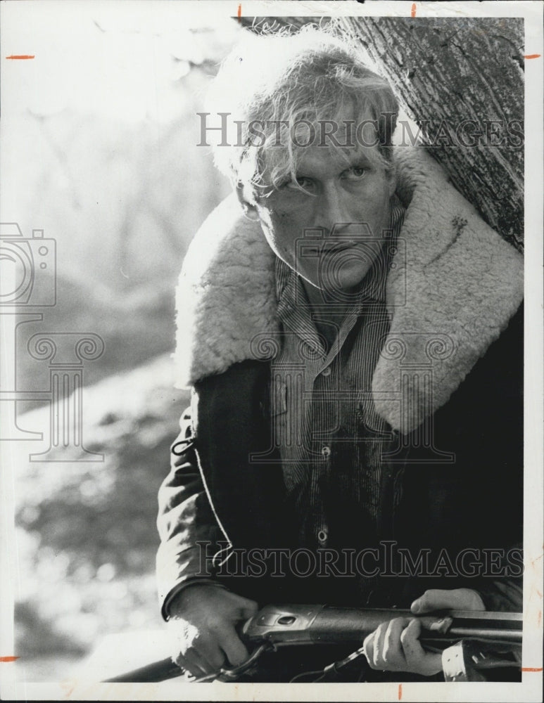 1974 Press Photo Ken Howard in Manhunter - RSG67665 - Historic Images